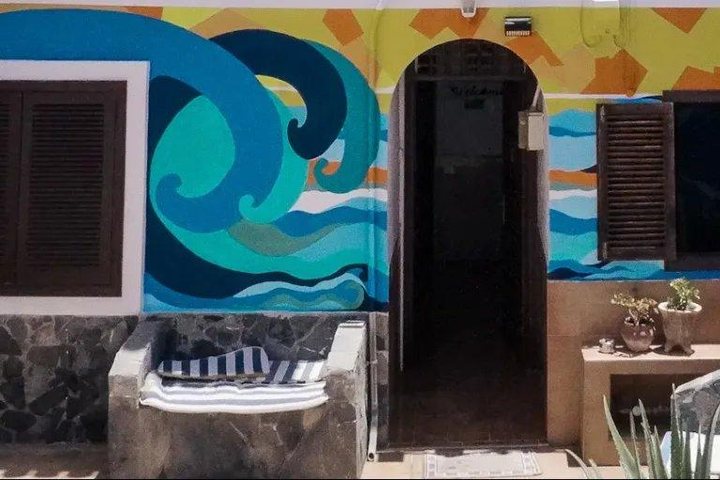 Banana Surf House